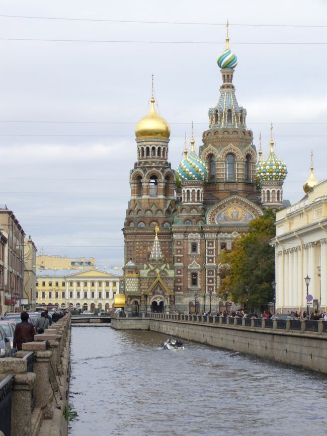 「血の上教会」の裏手に戻ってきました。