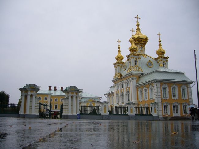 圧倒された「夏の宮殿」から出てきました。<br />