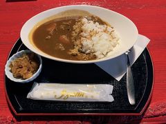 結局、失敗のない、カレーライスをオーダーしました。　辛さもちょうどよくて美味しかったです。