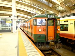 再び新潟駅。
今や稀少の115系。