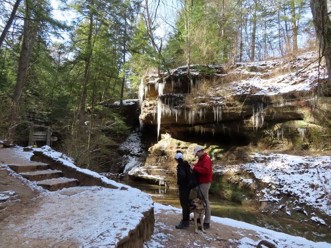 アメリカの州立公園☆Hocking Hills(ホッキングヒルズ）で巨大な