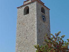 今日は時計塔周辺の旧市街といわれる場所を歩きます。