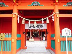 東岡崎駅から近いところには、六所神社もあります。
ご利益は安産らしいです。
もう私にはご縁の無いご利益だなぁ(笑)
とても綺麗な神社です。
