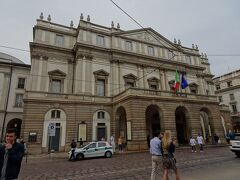 スカラ座
Teatro alla Scala

３日目に来ます。