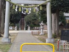 「東間浅間神社」11:25通過。