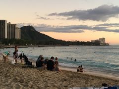 ＜ワイキキビーチ＞

ダイアモンドヘッドのこの風景も好き（＾＾）

