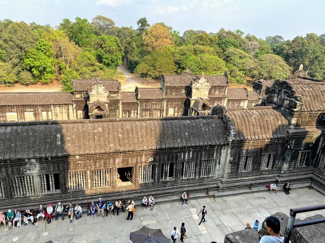 ガイドさんは、下で待機中。<br />3人のゲストと一緒にまわりました。<br /><br /><br />