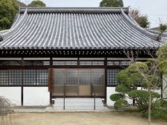 御袖天満宮の隣には大山寺というお寺がありました。
明治時代までは同じ境内に祀られていましたが、神仏分離により別々の寺社となりました。