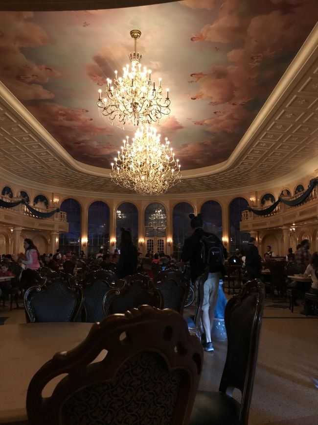 メインのお部屋にやってきました、、！