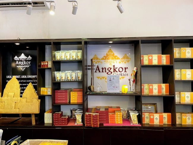 お値段は、お高めですが「5箱買ったら1箱サービス」と言うシステムがあってしっかりと5箱購入！