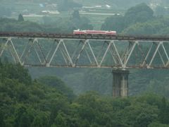 トロッコ列車を眺めているうちに高千穂峡につきました。

高千穂峡ではお参りして、自然に触れ、おいしいものを食べ、夜神楽を見てと充実した時間を過ごすことができました。
またいつか行ってみたいです。

