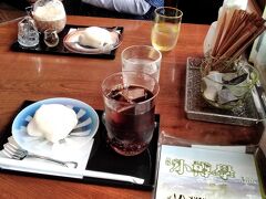 途中、大正硝子の器ででサービスしてくれる「くぼ家」という喫茶店でお茶をして小樽駅から14：00のJRで札幌駅まで。再開を期して20周年の旅が終わった。