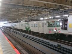 定時に新宿駅に到着しました。
後続を走る快速宇都宮行きに乗り換えます。