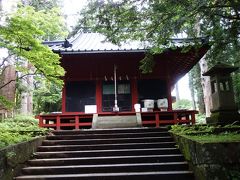 二荒山神社・本宮神社・滝尾神社
日光三社というらしい。
　