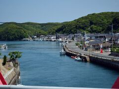 万関橋を渡って、対馬の上島から下島へ。