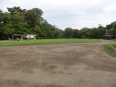 千秋公園は、久保田城跡を明治23年に公園として開放され、その後、千秋公園となりました。
平成元年に「日本の都市公園100選」に選ばれました。