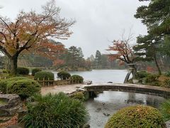 さらに歩いて兼六園まで来ました。