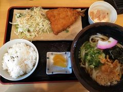 ●いきいきうどん＠JR御坊駅界隈

日替わり定食を頂きました。
750円なり～。
アジのフライが肉厚でうまい！
