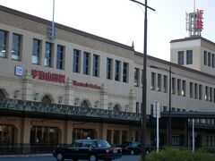 近鉄の伊勢ゲート駅、宇治山田駅へ
拡張高い構えの駅にビックリ