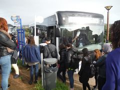 　久々にバスで酔いました。リスボン郊外で観光客は多いです。