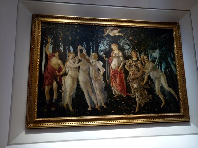 念願のウフィッツ美術館へ。公式サイトから予約していきました。<br />春（サンドロ・ボッティチェリ作）