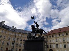 セントジョージの記念像 (プラハ城)