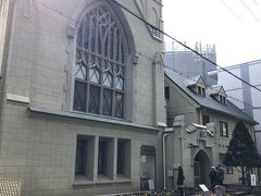 神戸旅行が決まり、行きたかったカフェ『FREUNDLIEB』
神戸で人気の 教会の礼拝堂を改装して作られたカフェ♪