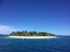 次はママズサ諸島のビーチコンバー アイランド(Beachcomber Island)です。宿泊できるリゾートもあるけど、デナラウ港から45分で着くので日帰りツアーで利用する人もいます。