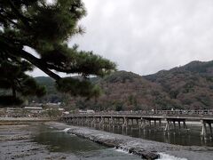 渡月橋
あいにくのお天気…