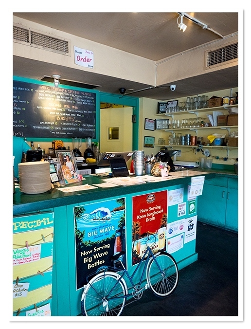 カウンターでオーダーを