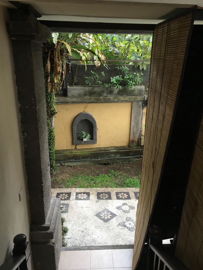 タイルの床がかわいい<br /><br />写真を撮ってばかりでなかなかホテルから出れません笑