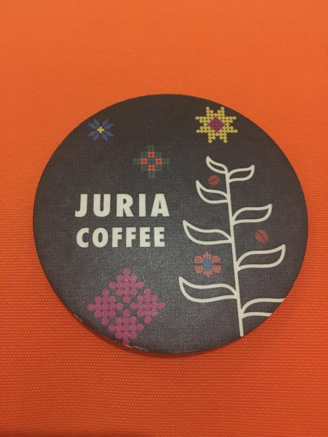 コースターくれました！！<br />いい雰囲気のカフェでした。<br />また次回バリに来れたら寄りたいな<br /><br />近くに、Angelo Store があったので<br />石けんなどを購入しました