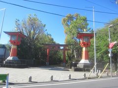 井草八幡宮へ
井草八幡宮は下井草村の鎮守
大きな神社です