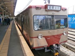  帰りも西武カラーの列車に乗り近鉄富田駅に到着しました。