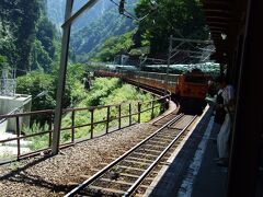 黒部峡谷鉄道　トロッコ電車