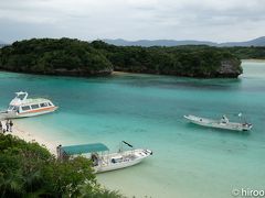 次に訪れたのは、石垣屈指のビュースポット、川平湾。「ソーダブルー、エメラルドグリーン、コバルトブルーと様々に色を変える海」のはずが・・・