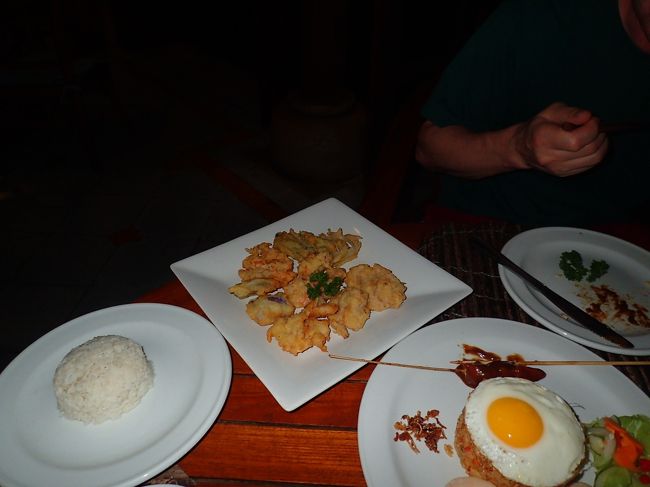 ミンピリゾートムンジャンガンのレストラン。周りには何もないのでここでしか食事はできませんが、値段が安くおいしいので十分です。