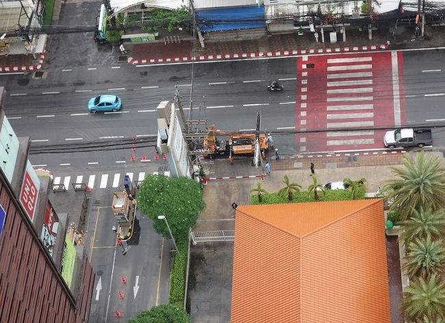 9：58<br />やっと来ましたバケット車．．．おせーよ！！！