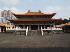 台中孔子廟の【大成殿】
かなり立派な建物です！立派過ぎるから余計、この日は閑散としてるのが目立つ