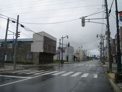 8:50　雨の中、浜頓別を出発。