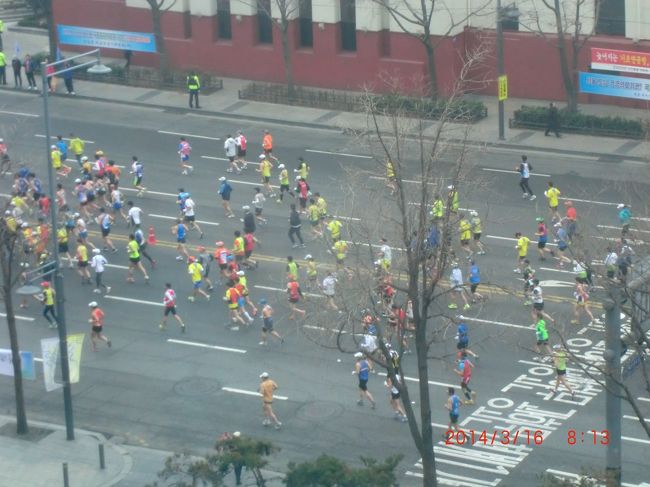 マラソンだ(@_@。