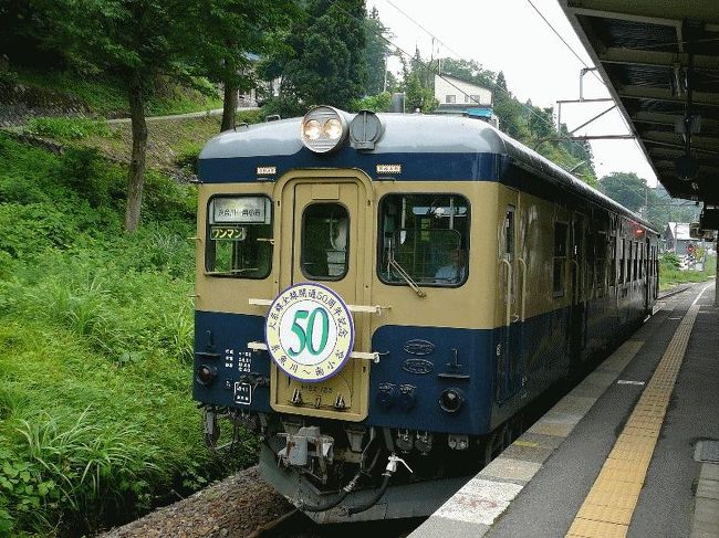 　同じ月には金沢にも出張に行った。この際も復路が土日になったので、大糸線経由でゆっくり帰ってきている。当時はキハ52系がまだまだ現役で走っている時代であった。<br />（この頃から、デジカメの画素も上がって画質も良くなってきた（なお、旅行記アップの際は、実際より容量をかなり落としています））<br /><br />＠JR西日本「キハ52系」