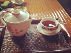 そしてお茶。阿妹茶樓。
ツアーできたのか？って聞かれる。
ツアーじゃないのでゆっくり。
