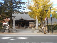 南海鋼索線（高野山ケーブル）高野山駅より南海りんかんバス高野山営業所高野山内線等高野山駅前バス停より乗車、浪切不動前下車すぐにある浪切不動尊です。