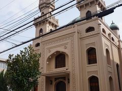 ●神戸ムスリムモスク

食後の散歩。
モスクを発見しました！
神戸にもモスクがあるなんて、驚きです。

