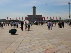 ◆毛主席記念堂

天安門の反対側には毛主席記念堂。
