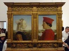 午後、別行動をしていた子供たちとも合流し、ウフィツィ美術館を見て廻ります。
ピエロ・デッラ・フランチェスカ作の「ウルビーノ公夫妻の肖像」。