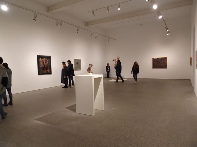 美術館内は、（一部作品を除いて）写真撮影OKです。<br />自分の目で見るのが一番いいとは思いますが、こんな作品を見たな～と記録できるのは有難いです。