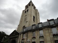 再度地下鉄で移動し、サンジェルマンデプレ教会へ。
パリ最古の教会です。