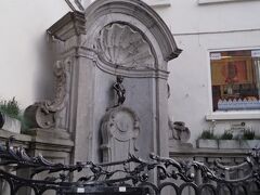 おなじみの小便小僧です笑